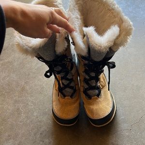 Women’s sorel boots sz 8.5